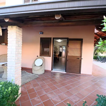 Villa Da Vinci Porto Ada - Private Beach, Giardino & Bikes - 7 Ospiti *